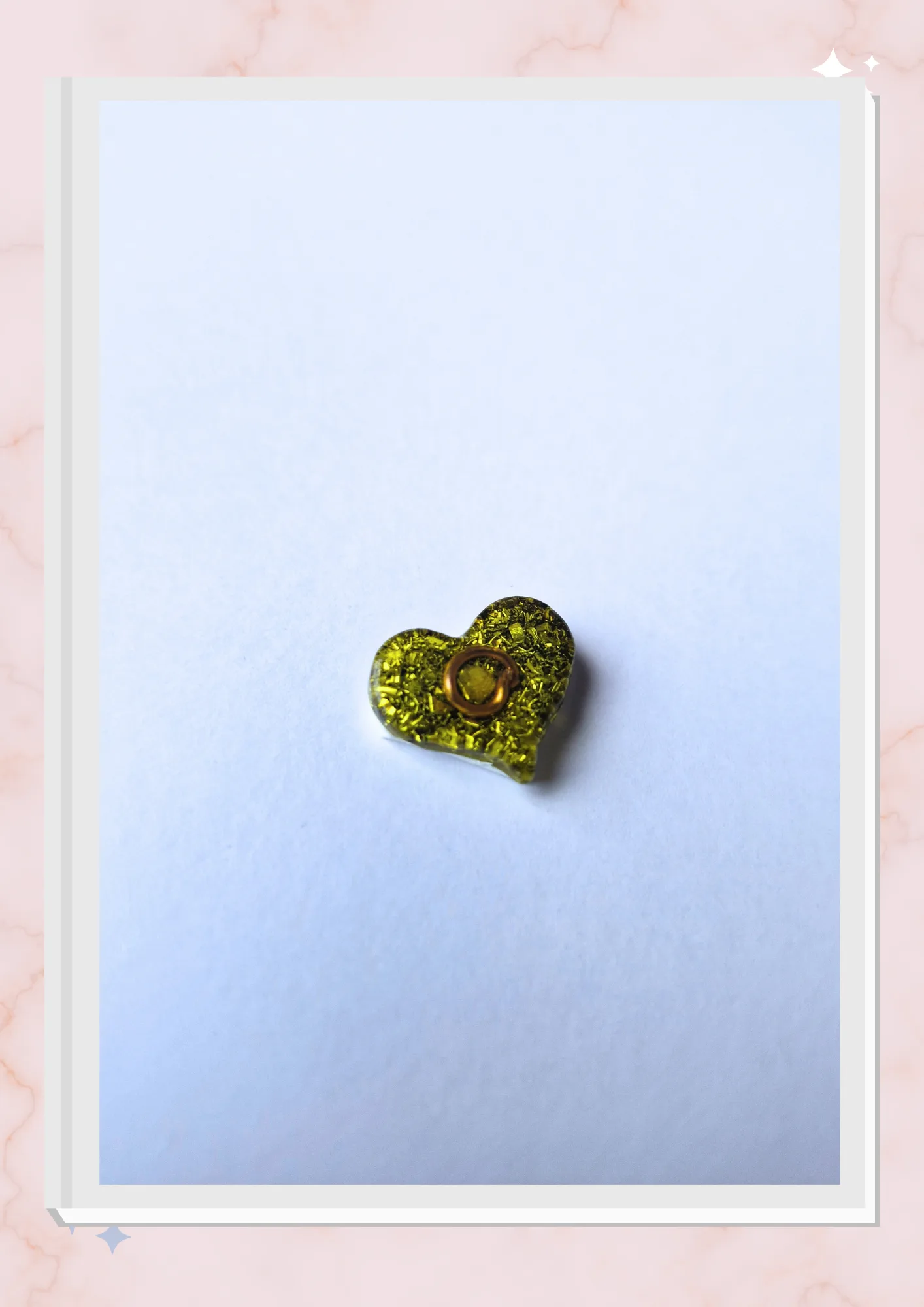 Orgonita pequeña para celular, Corazón Amarillo