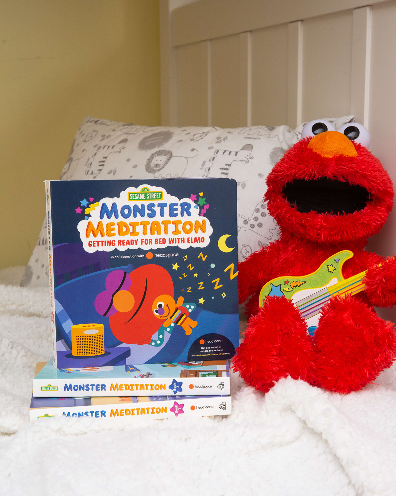 Monster Meditation: Getting Ready for Bed with Elmo