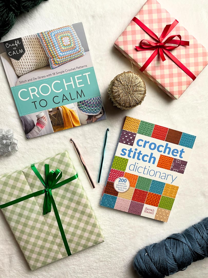 Crochet Stitch Dictionary: 200 Essential Stitches with Step-by-Step Photos [Book]