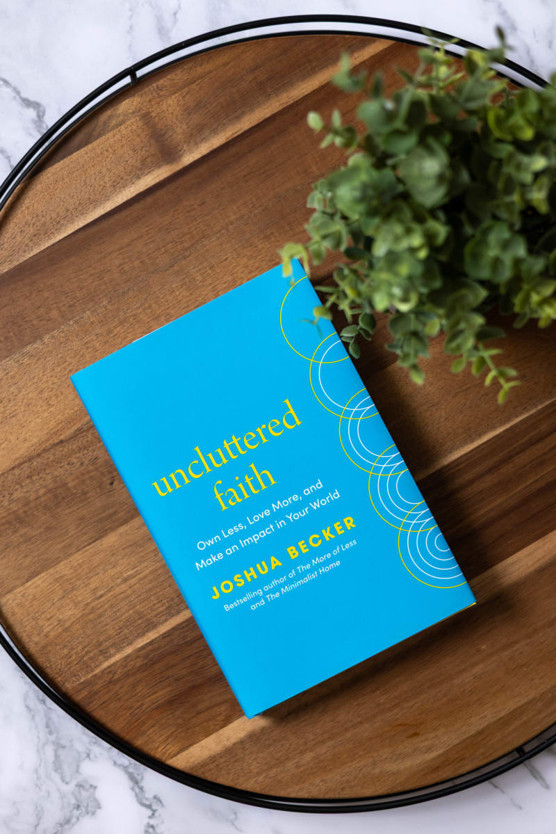 Uncluttered faith on round wooden tray