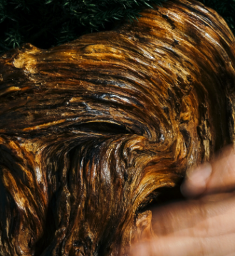 KORASAY handcrafted wood detail