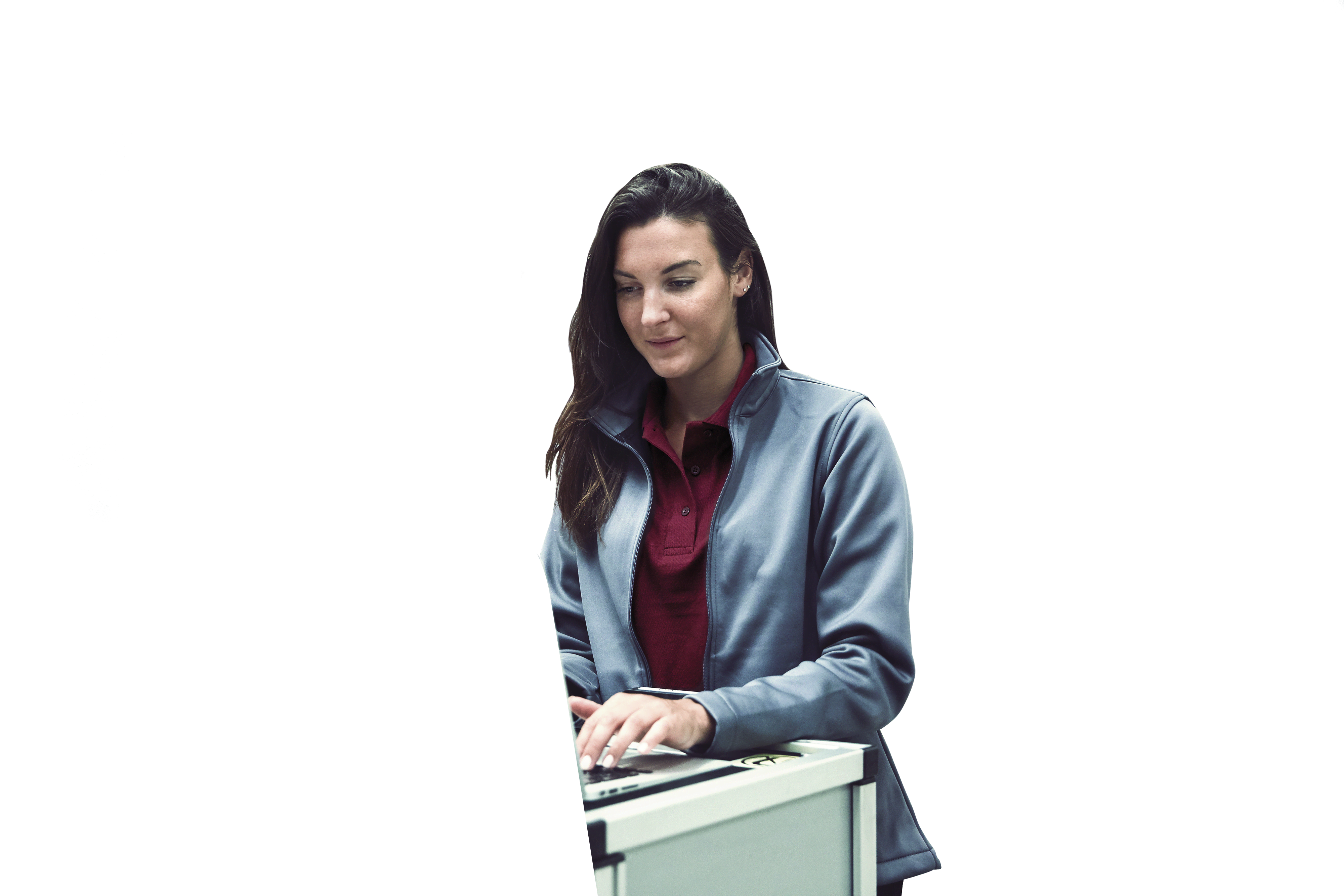 Ingenieurin mit Laptop Automobilindustrie