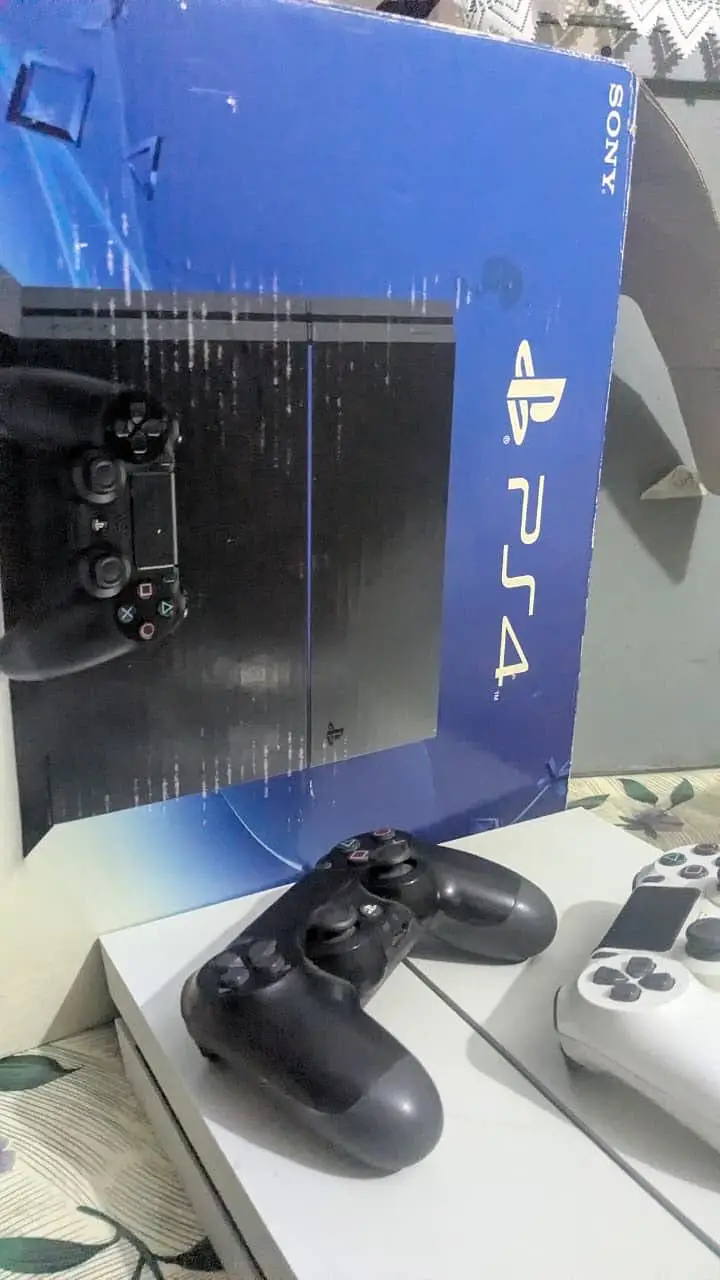Playstation 4 Fat 500GB With 2 Controllers for sale