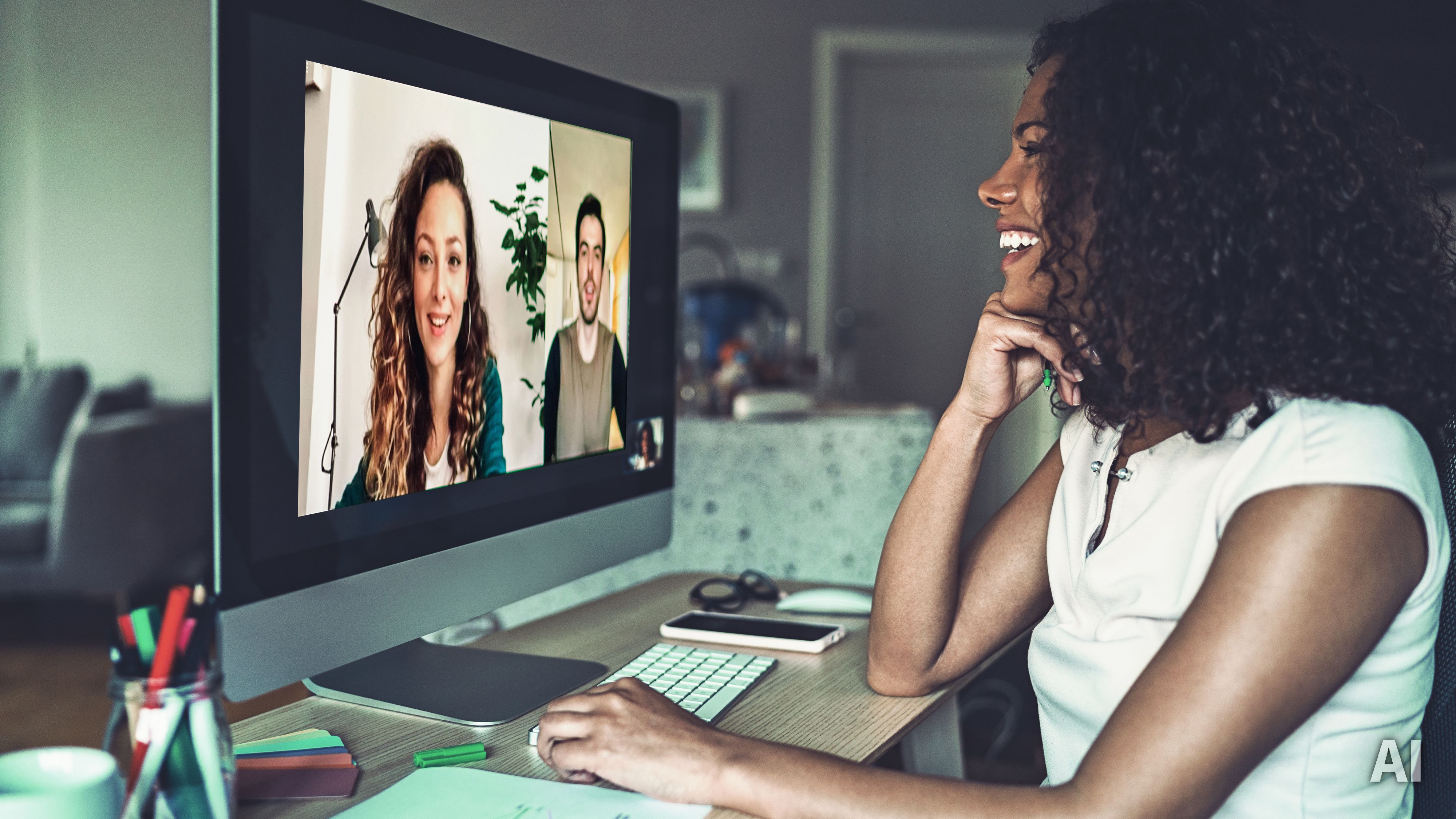 Titelbild für Infoseite "Duales Studium Virtueller Campus": Studentin vor einem PC Bildschirm, AI-generated
