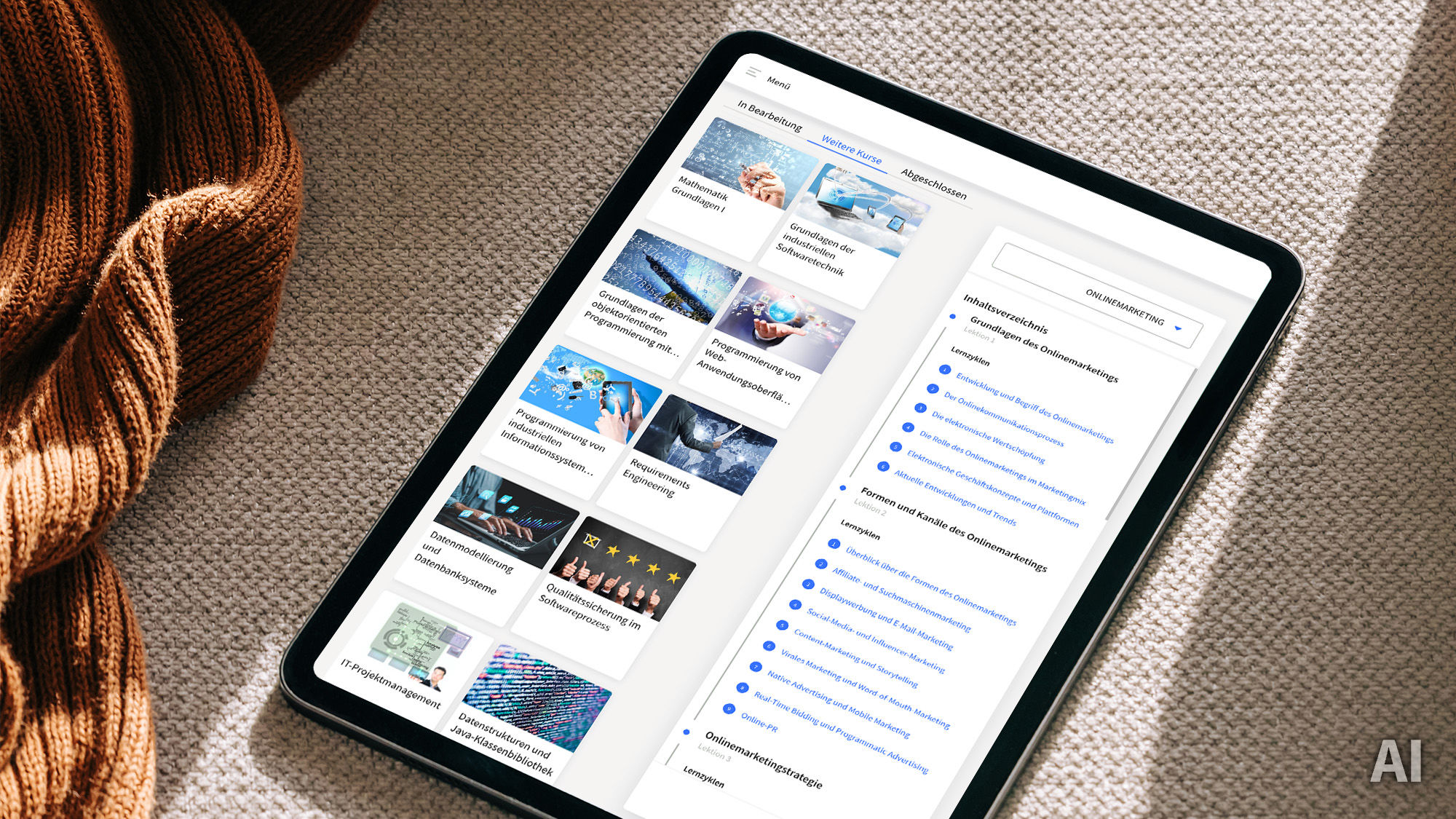 Tablet zeigt die IU-Lernplattform myCampus mit einer Kursübersicht und geöffnetem Onlinemarketing-Kurs., AI-generated