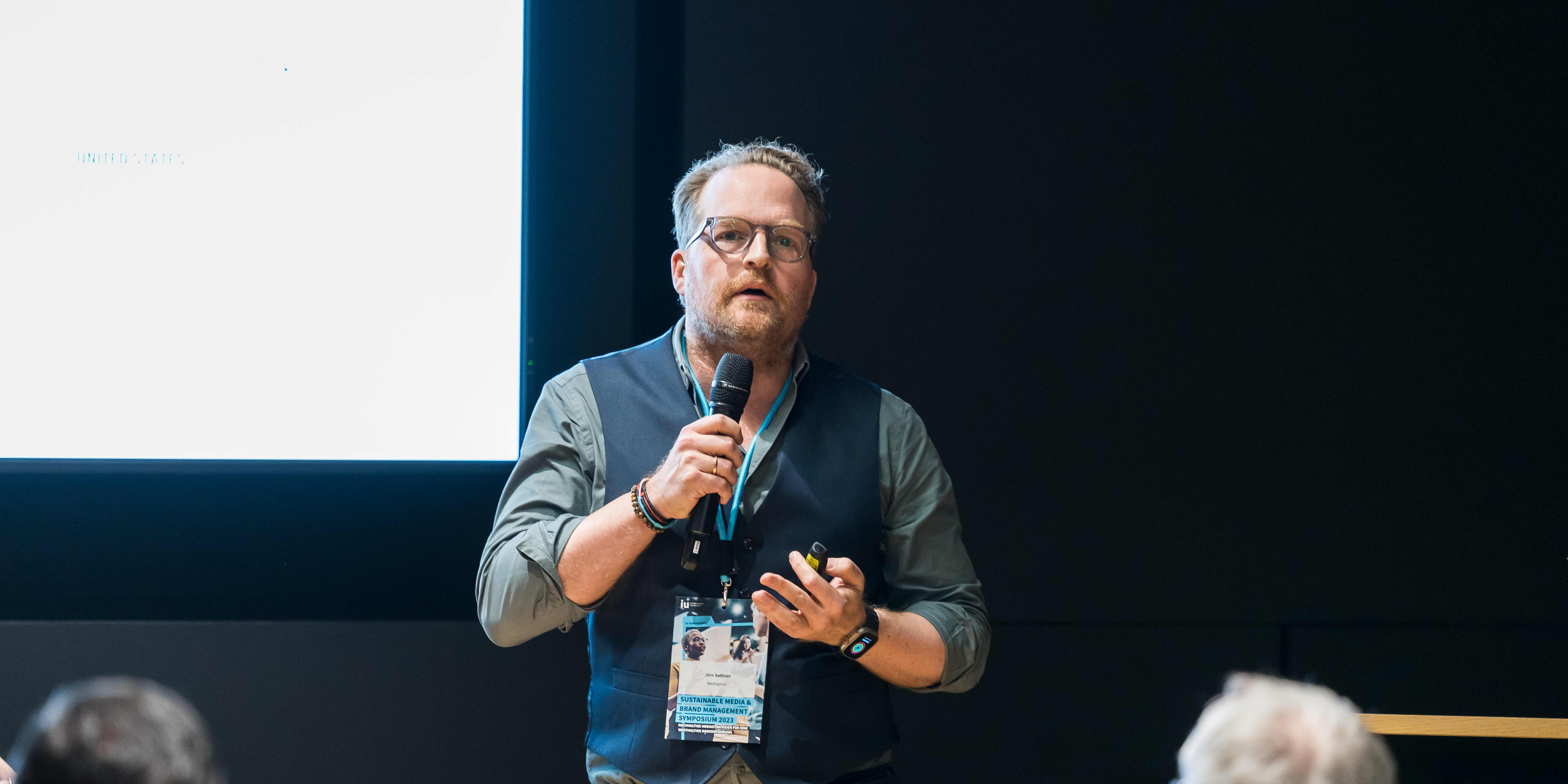 Sustainable Media and Brand Management Symposium 2023 - Jörn Solfrian