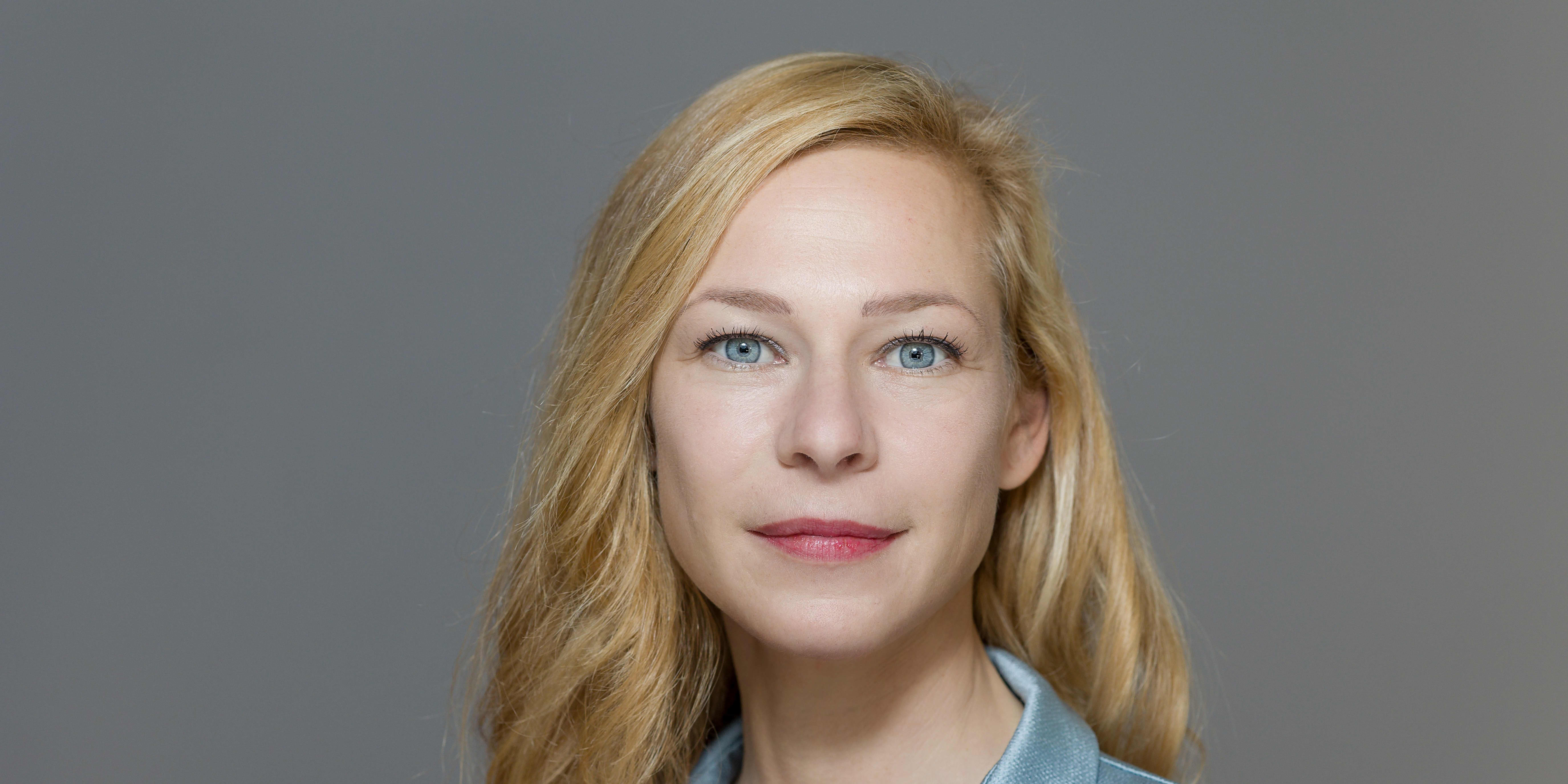 Prof. Anne Schwerk