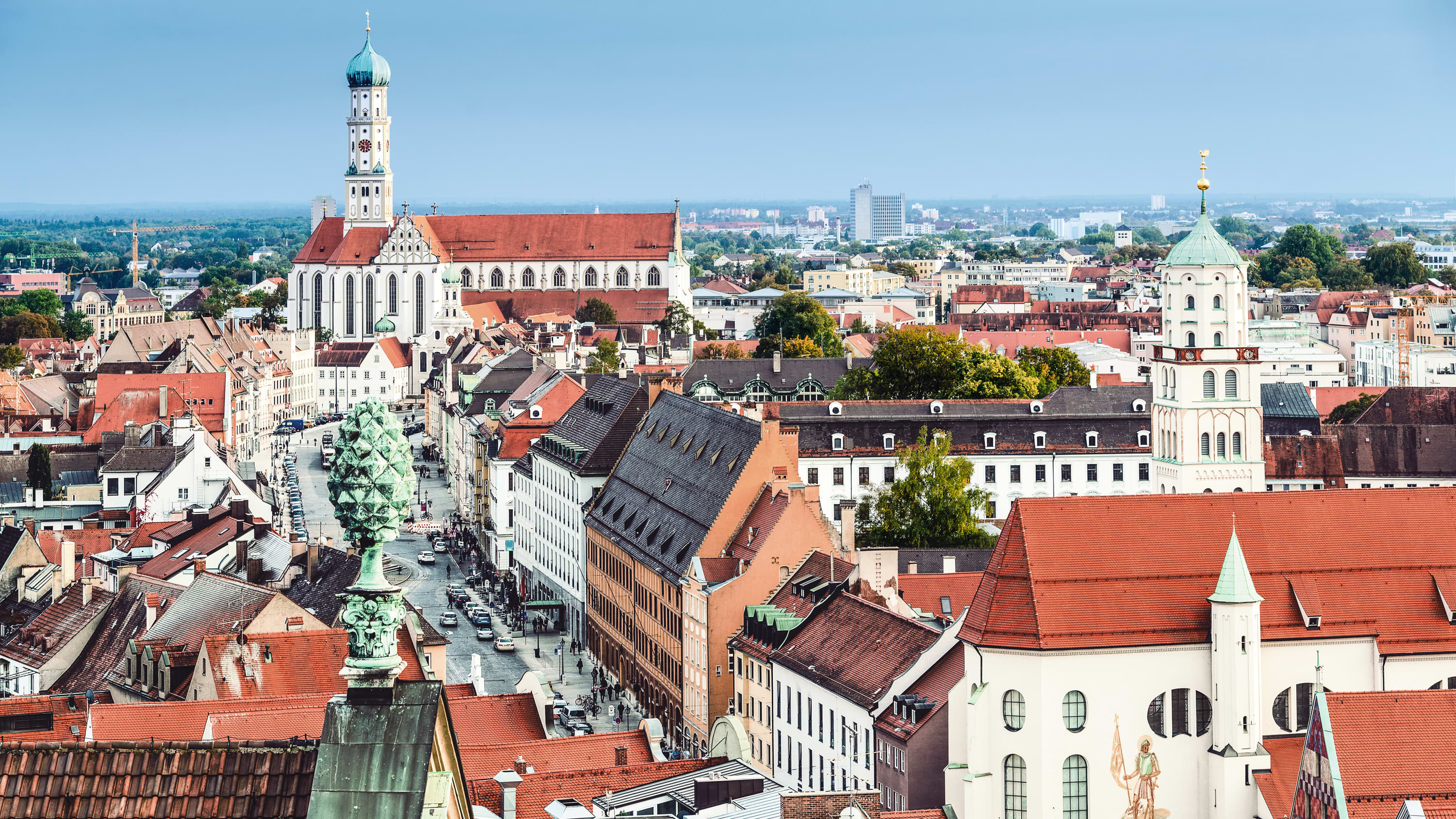 Titelbild auf Studiengangseite "duales Studium Augsburg": Stadtblick