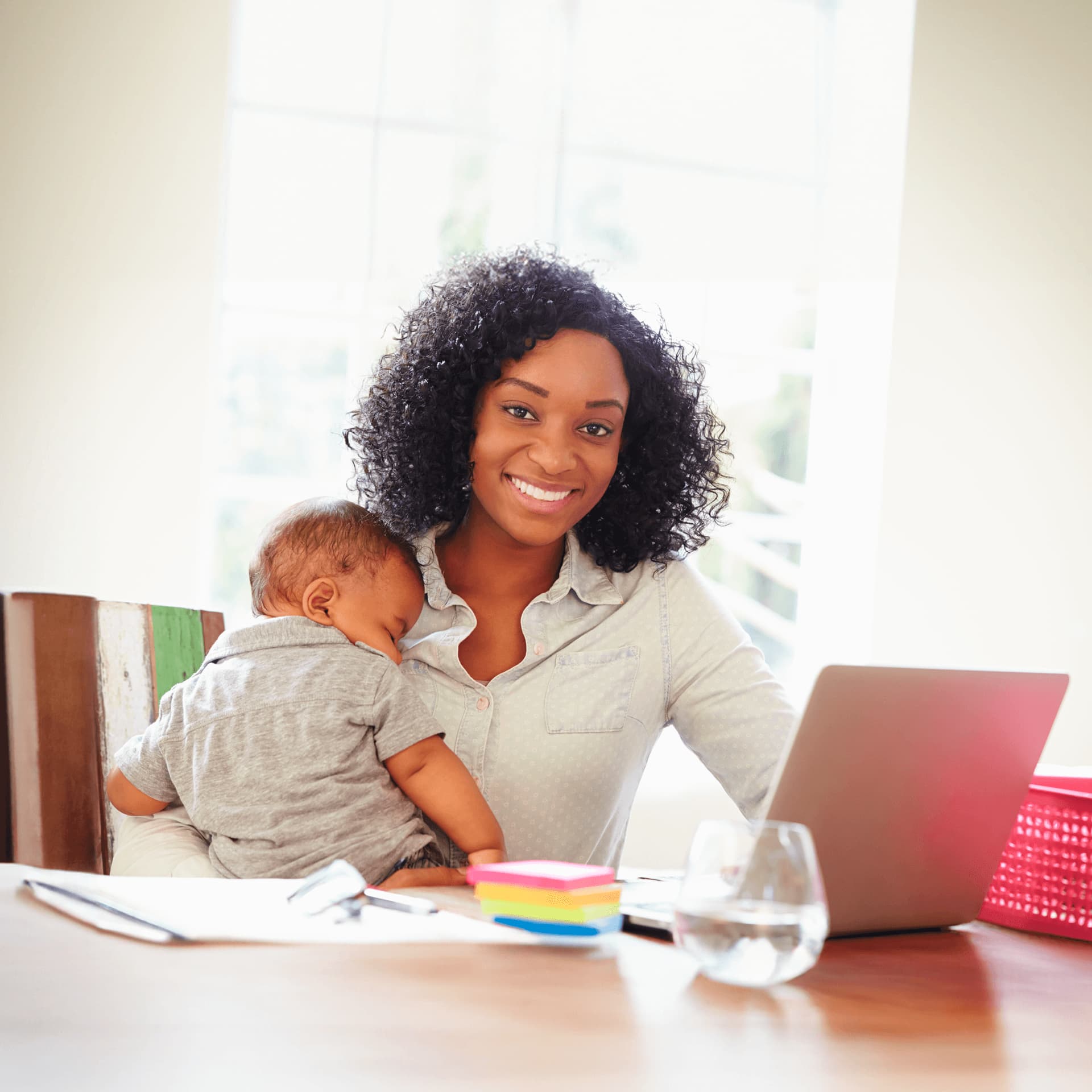 Parent taking advantage of online education studying from home.