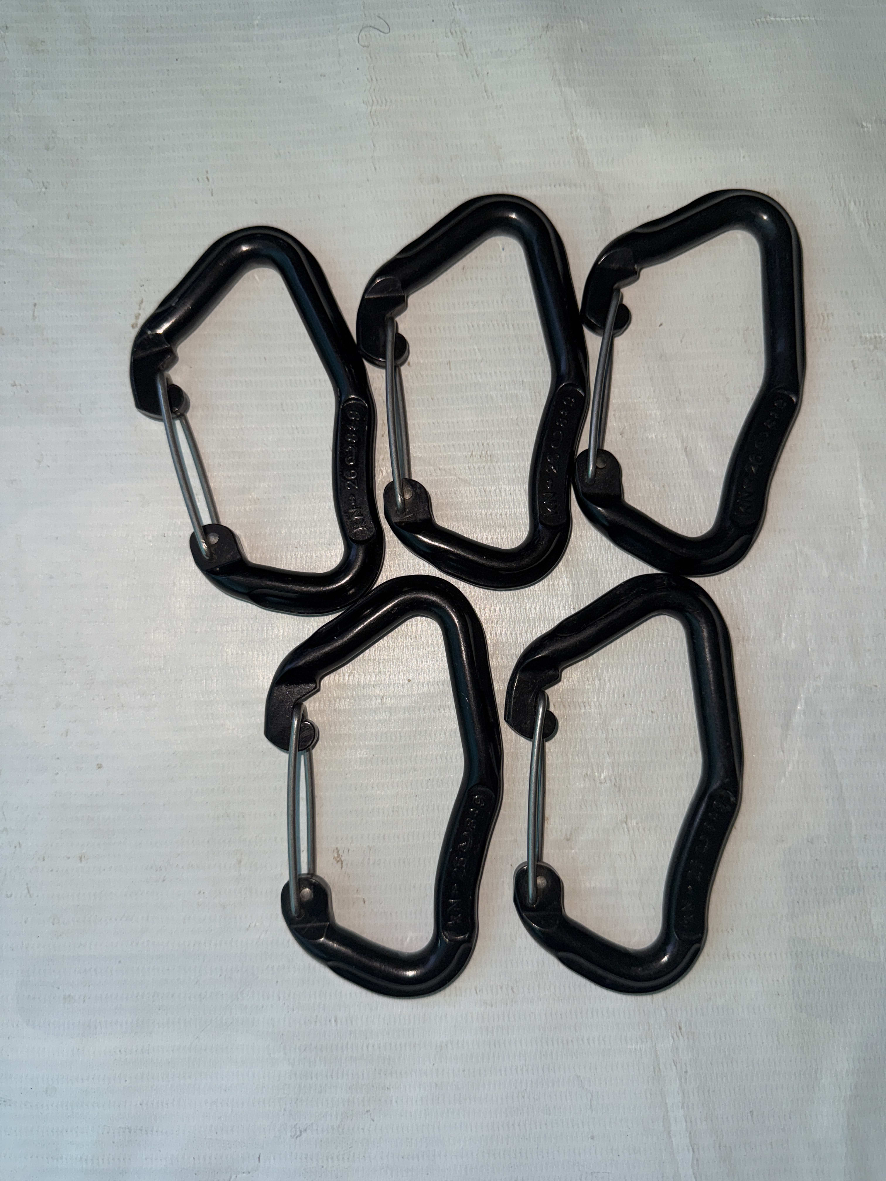  Wire Gate Carabiner — image 1