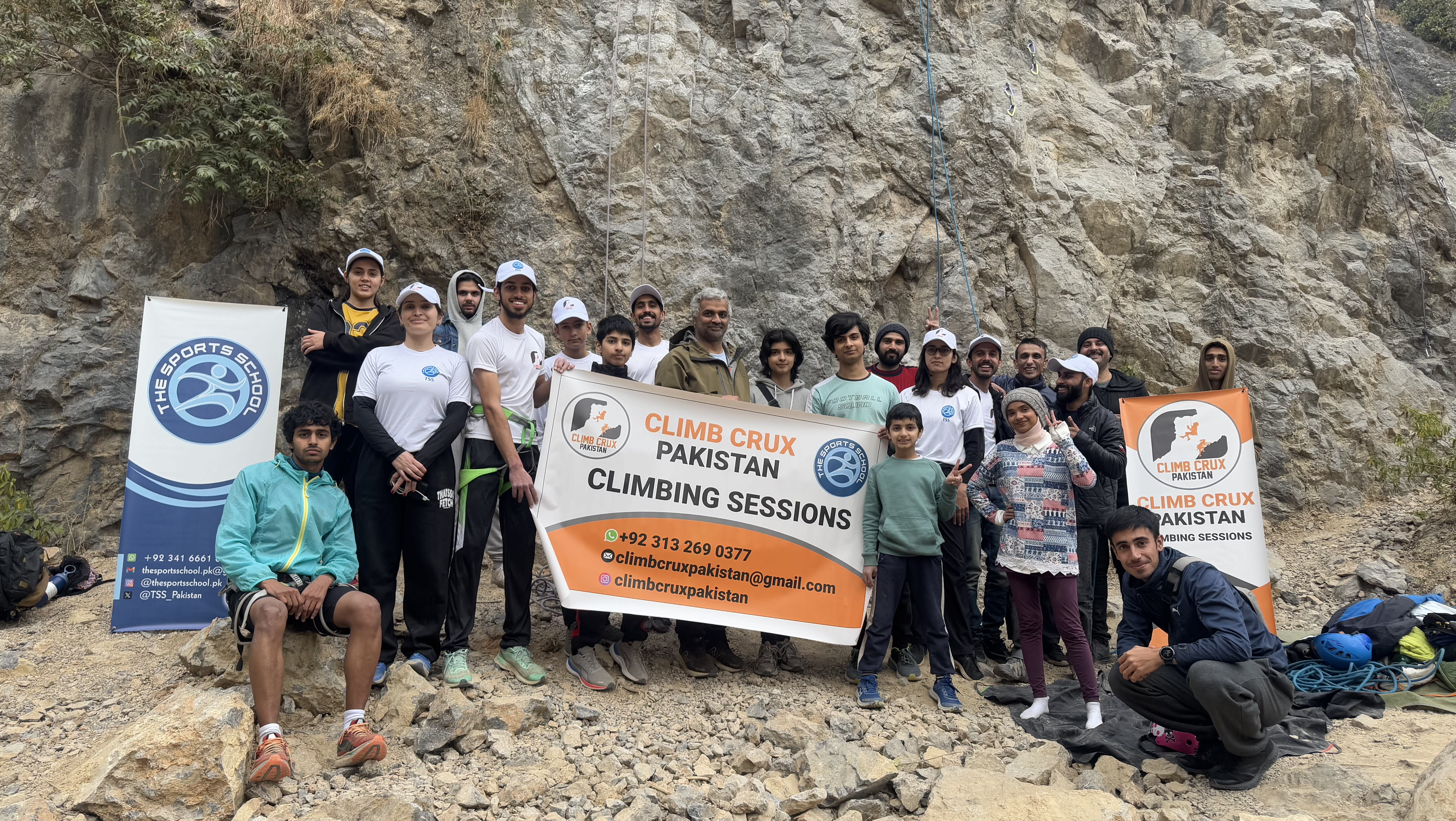 Rock climbing in Islamabad — Climb Crux climbers on Saidpur Village