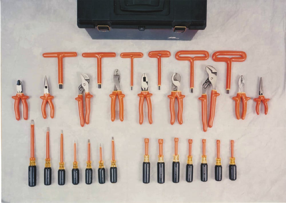 Oberon TOOLKIT-DELUXE 30 Piece Deluxe Electrical Tool Kit
