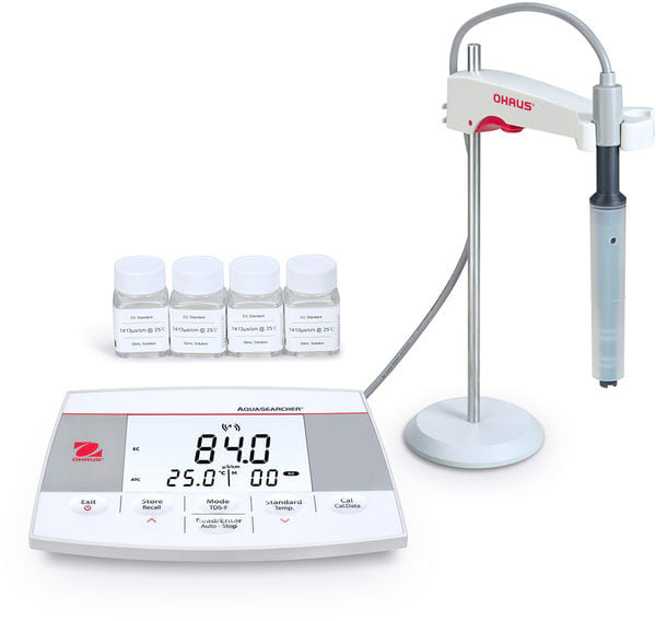 Ohaus AquaSearcher Conductivity Bench Meter