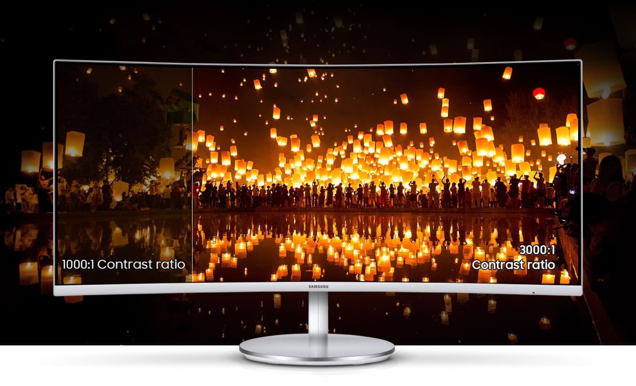 34 QLED Ultra WQHD 21:9 Curved Monitor with ThunderboltTM 3