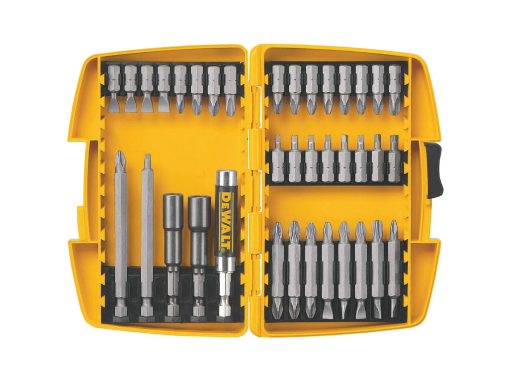DEWALT DW2163 – 37-teiliges Schraubendreher-Set Mit Robustem Koffer Und Magnet-Halterung