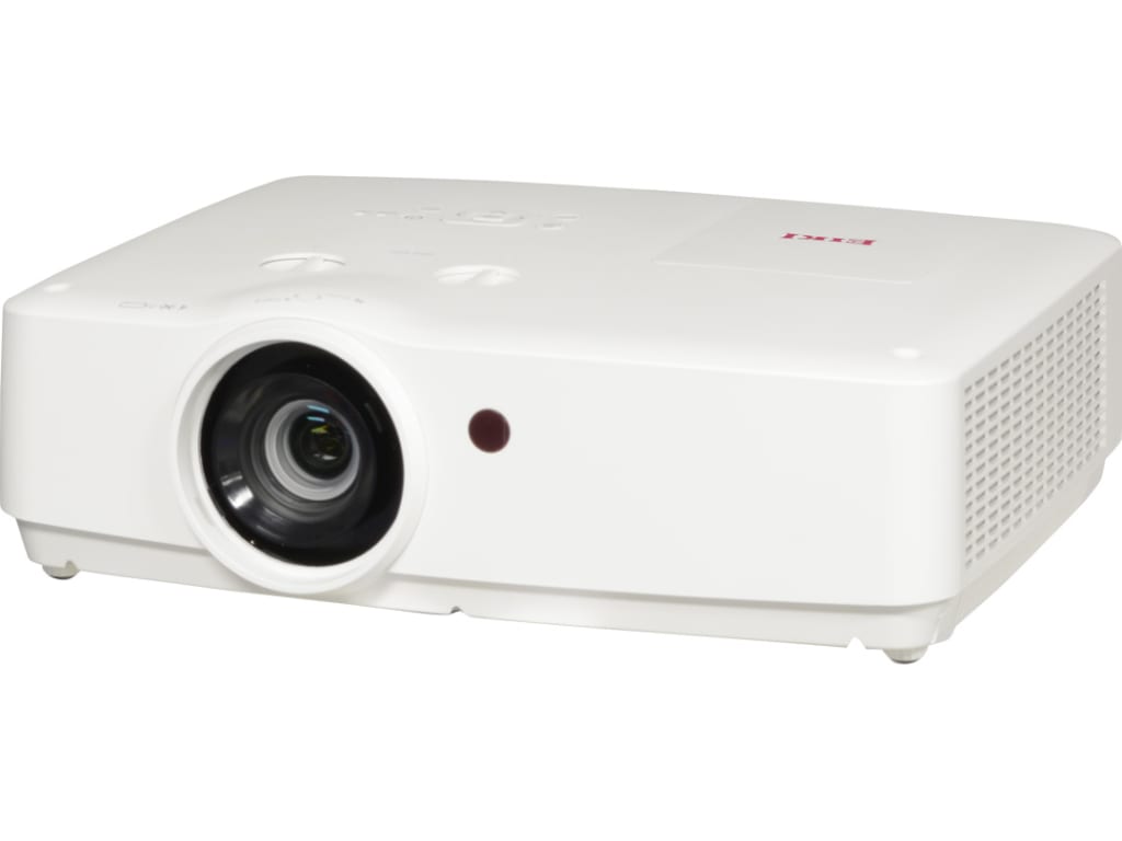 eiki 5000 lumen projector