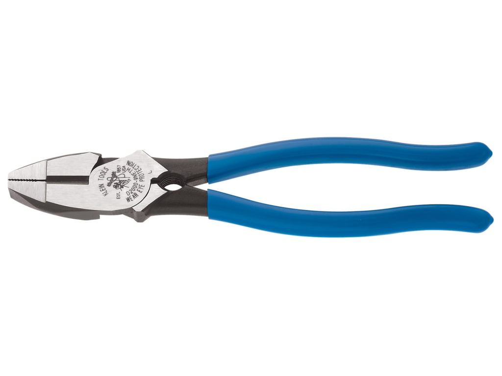 Klein Tools Lineman's Pliers, Bolt ThreadHolding