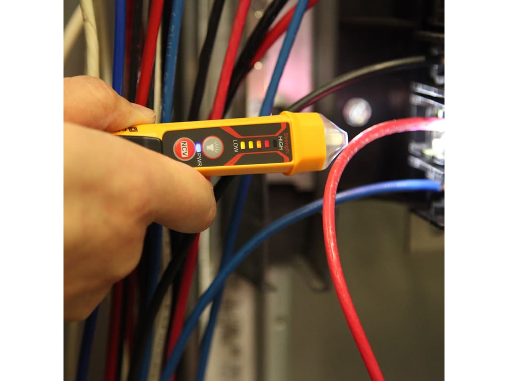 Klein Tools NCVT3 NonContact Voltage Tester Pen, 12 to 1000V AC