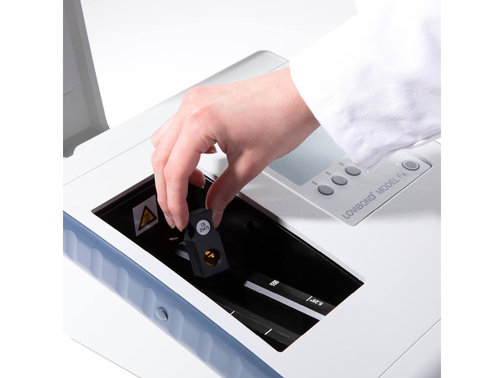 Lovibond Model Fx Laboratory Spectrophotometer Optimized for Analysis