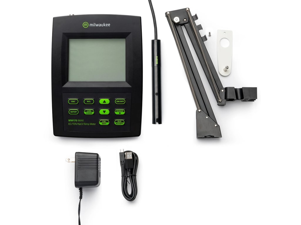 Milwaukee MW170US MAX EC/TDS/NaCl/Temp Logging Bench Meter TEquipment