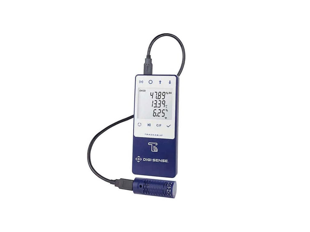 Digital Traceable Humidity/Temp. Meter