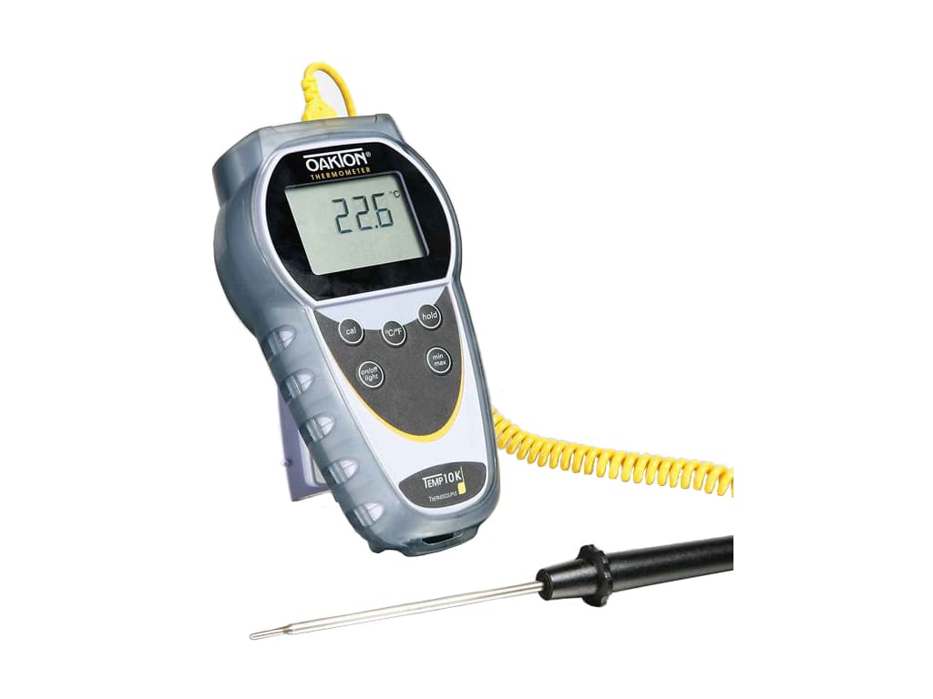 Oakton WD-35427-01 Temp 10J Thermocouple Thermometer with NIST