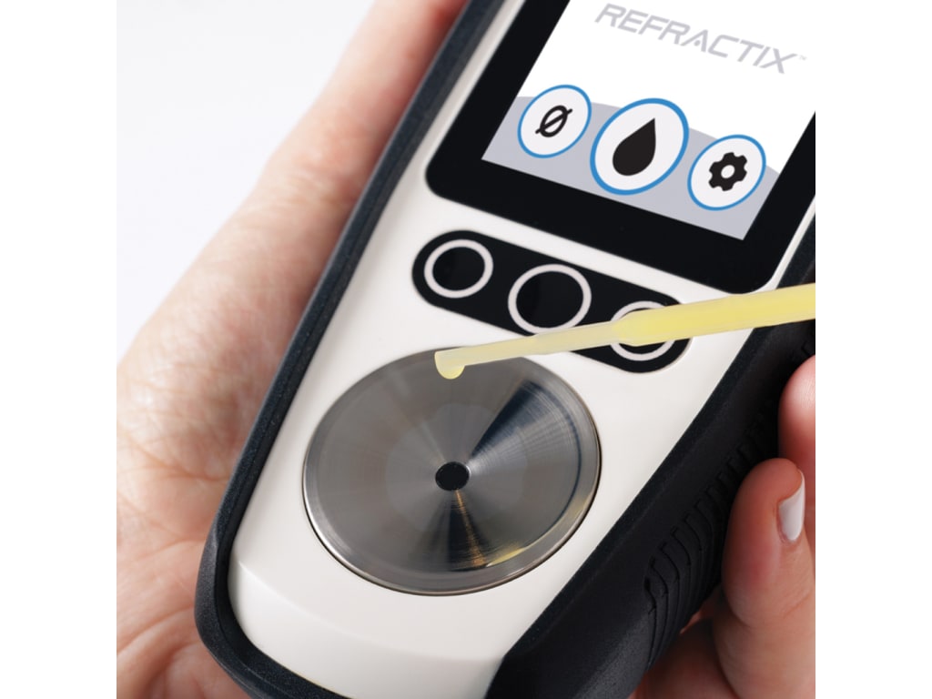 Reichert REFRACTIX Refractix Digital Refractometer TEquipment