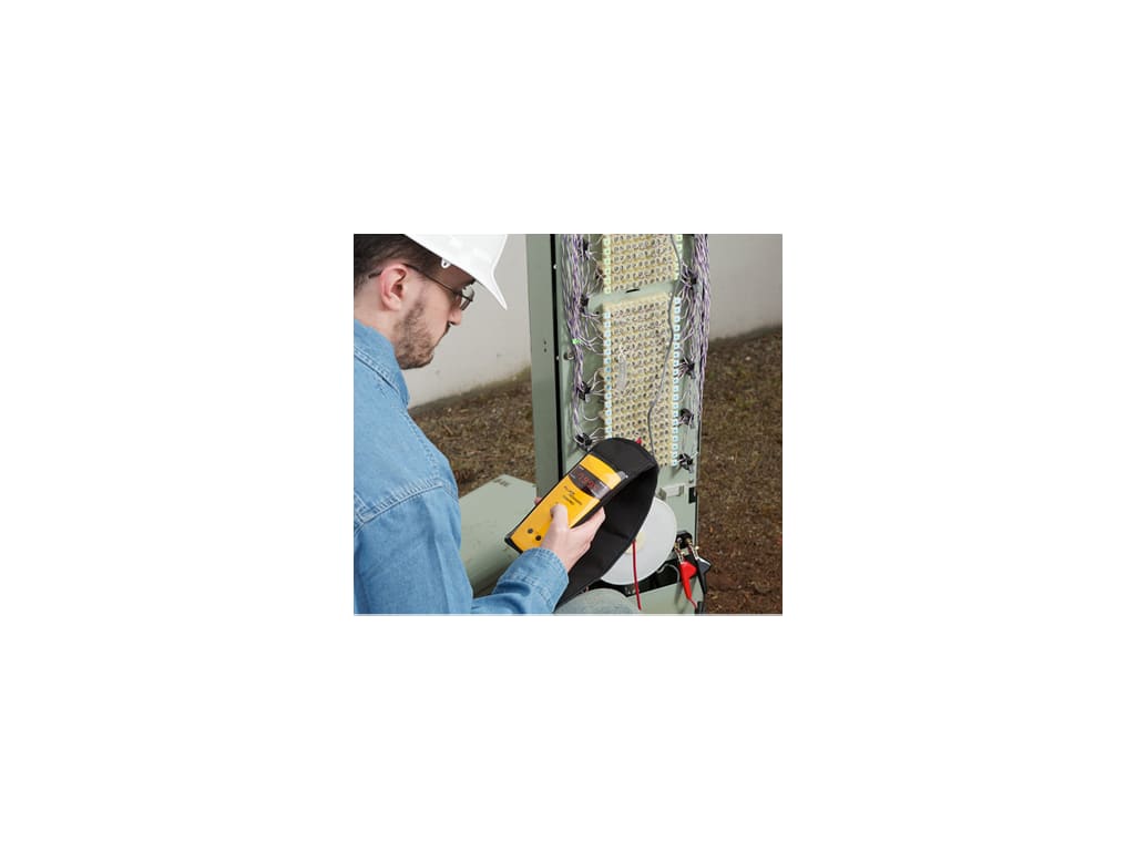 Fluke Networks Cable Fault Finder with Bridge Tap Detect