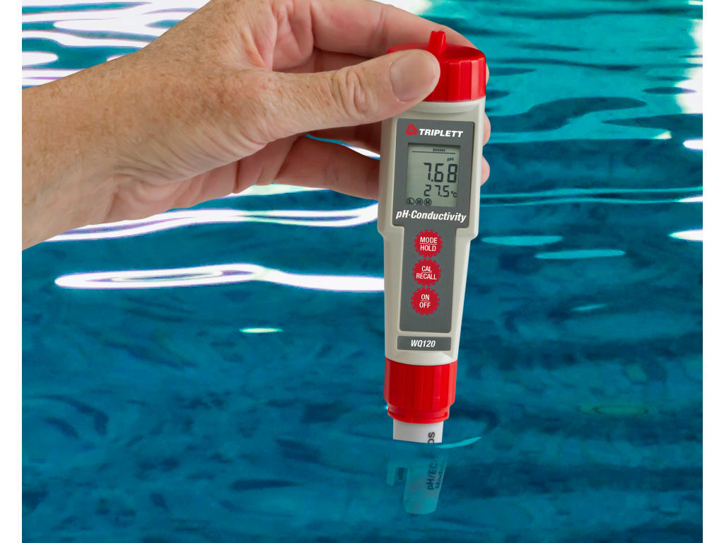 Triplett WQ120 pH/conductivity/TDS/Salinity Meter TEquipment