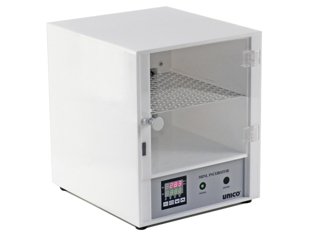 Unico LCU60 Compact Incubator, 20 Plates, 110 Volt TEquipment