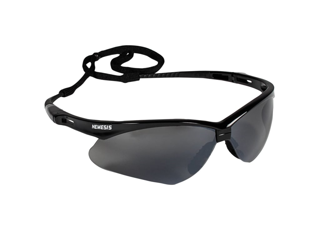 Kimberly Clark 25688 Kleenguard Nemesis Safety Glasses Black Frame And Smoke Lenses W Outer