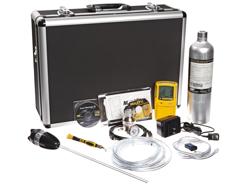 BW XTXWHMYNACS GasAlertMax XT II Gas Detector Confined Space Kit TEquipment