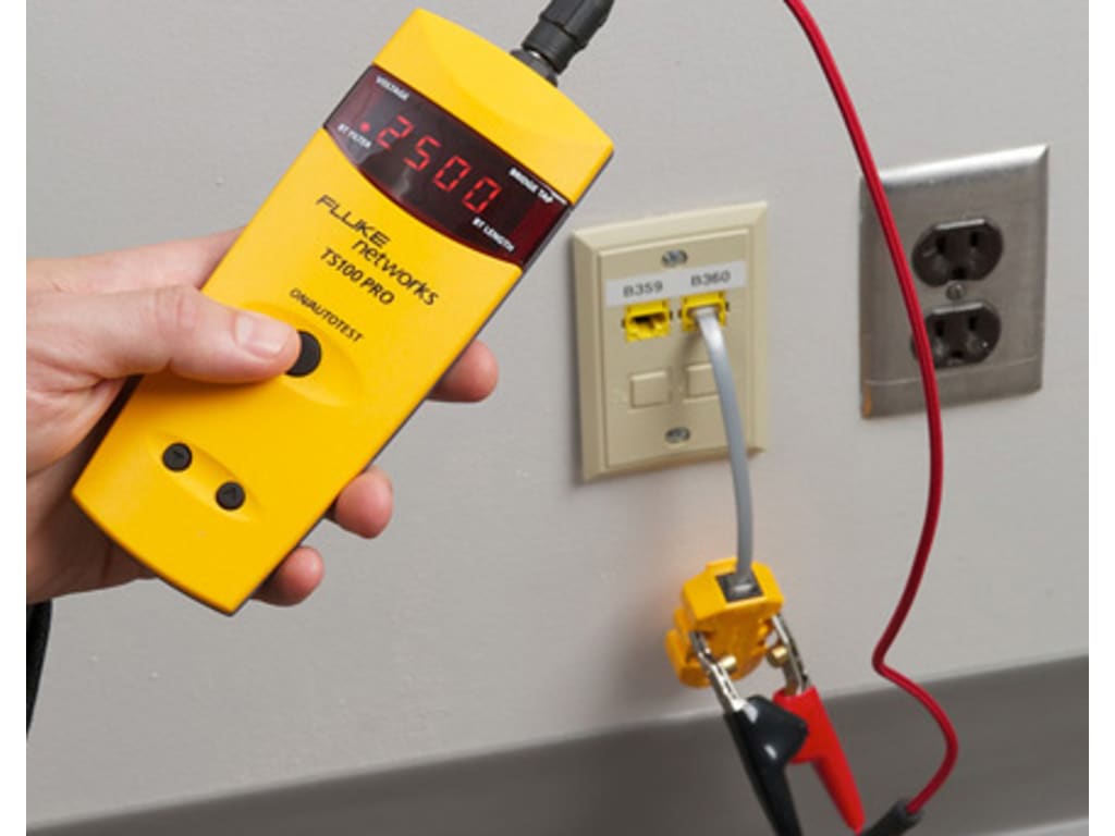 Fluke TS100PROBTTDR TS 100 PRO Cable Fault Finder with PowerBT