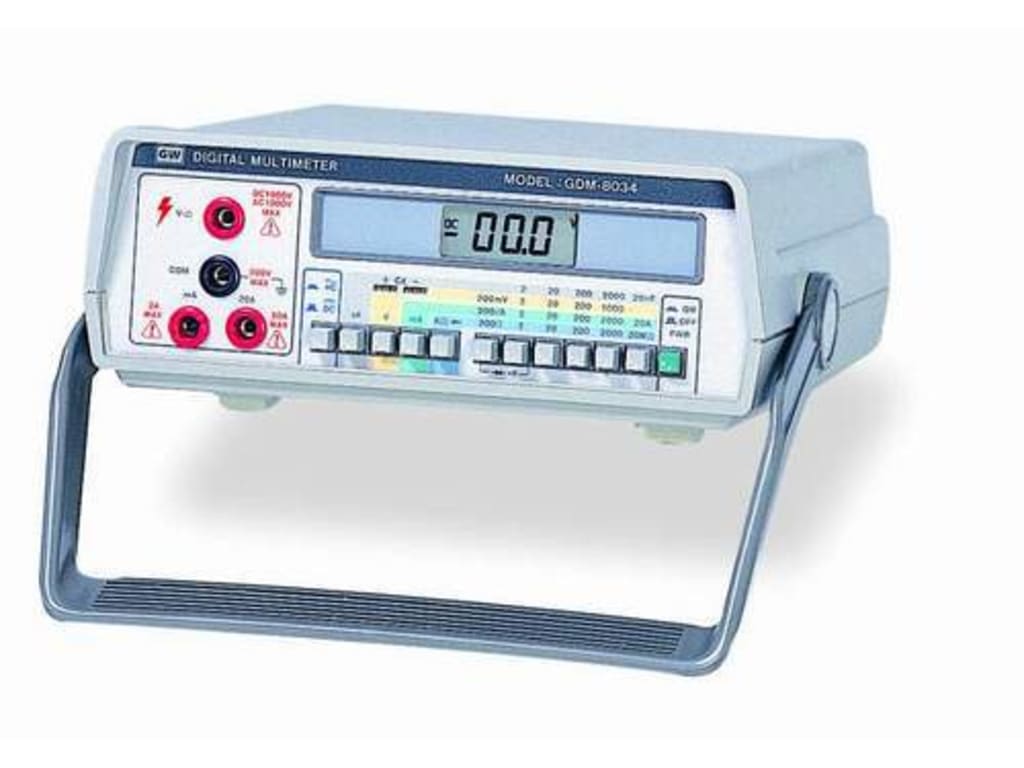 Instek Educational Package 1 Instek GDM8034 Multimeter GDS1052U