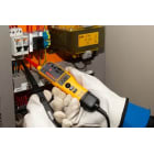 Fluke T130 - Two-pole Voltage and Continuity Electrical Tester Application 2