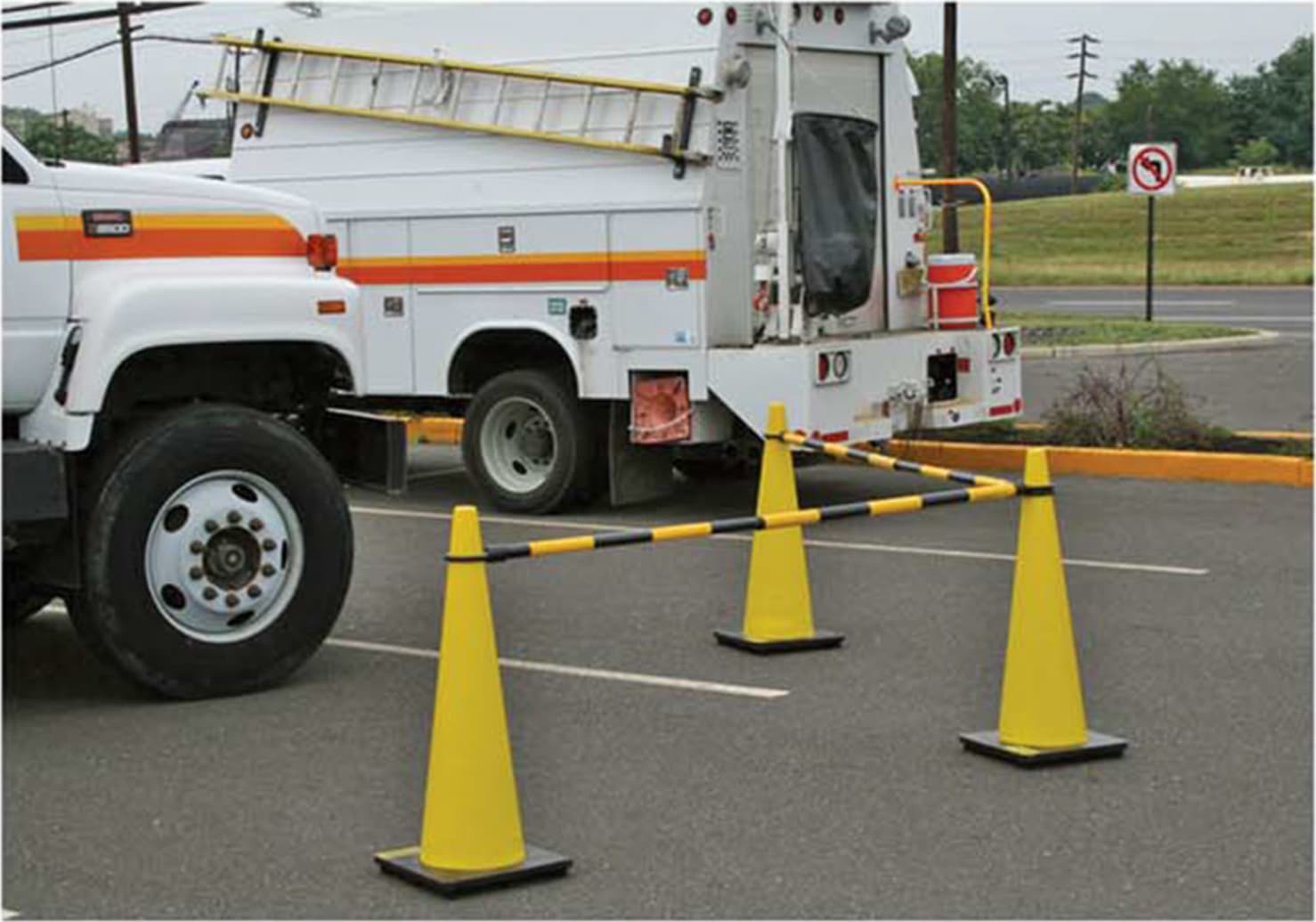 Cementex CHVBS-4C3B 7Pc Barricade System