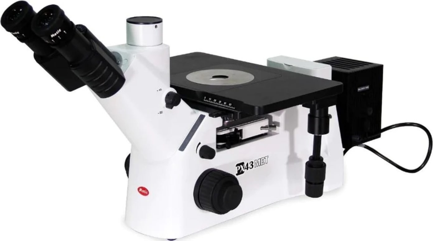 Motic PX43MET Usage Image 1