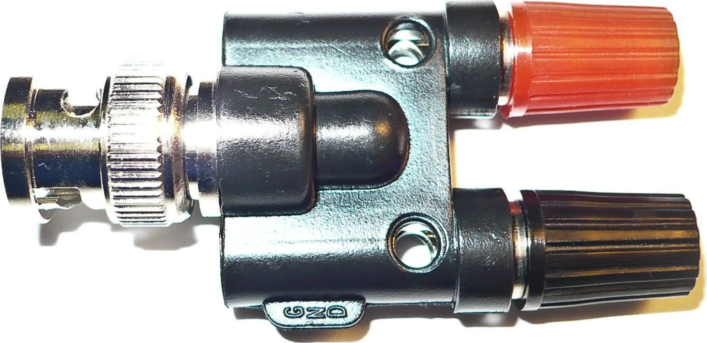Mueller Electric BU-P1296 Adapter: BNC to Dual Binding Post