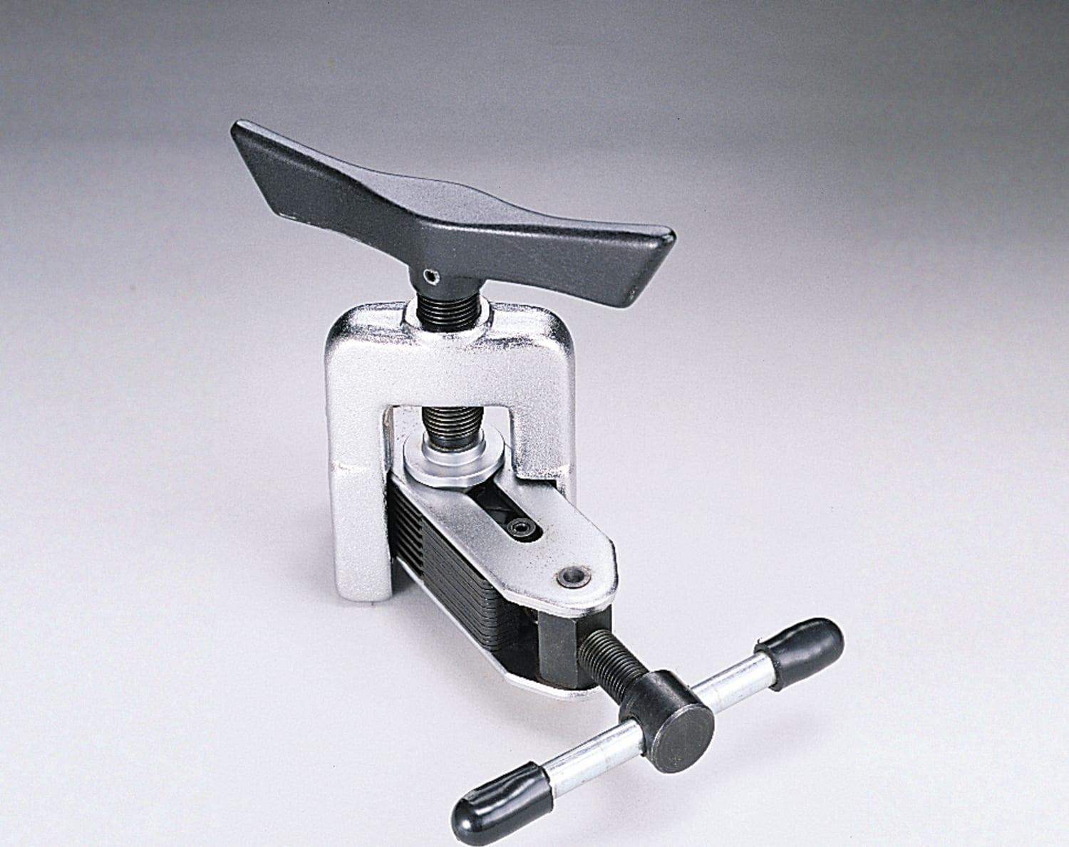 Yellow Jacket 60275 Universal flaring tool for 3/16" to 5/8" O.D.