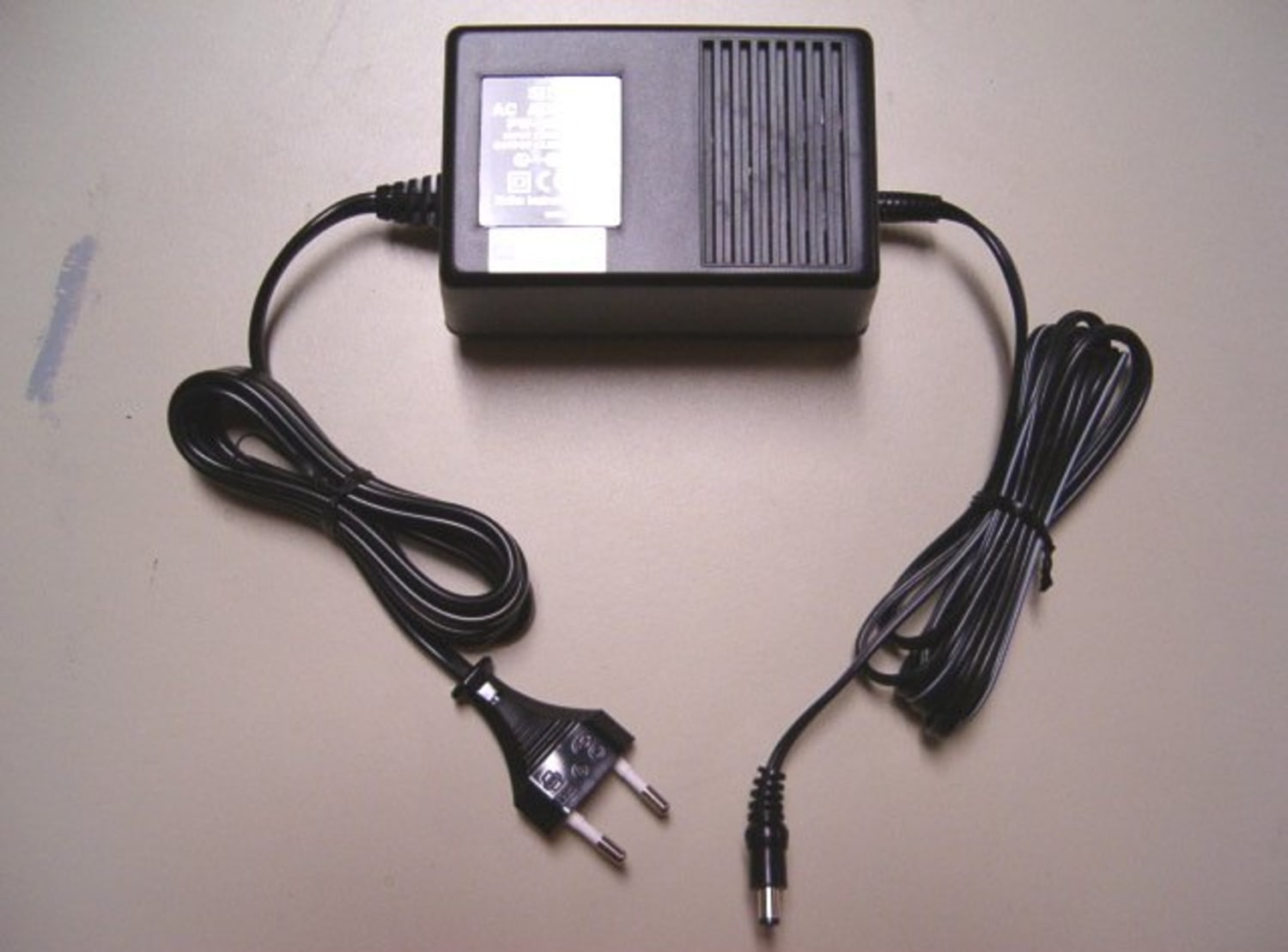 Yokogawa 94006 AC Adapter Power Supply 200-240V AC
