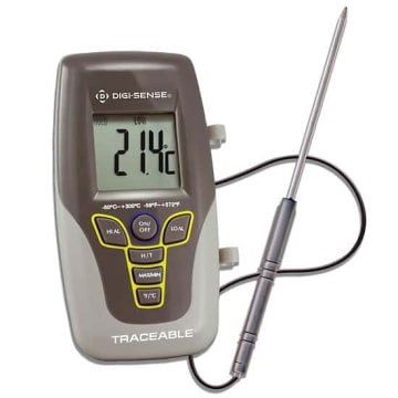 https://res.cloudinary.com/iwh/image/upload/q_auto,g_center/w_360,h_360,c_pad/assets/1/26/Oakton_WD-86460-01_Digi-Sense_Traceable_Kangaroo_Thermocouple_Thermometer.jpg