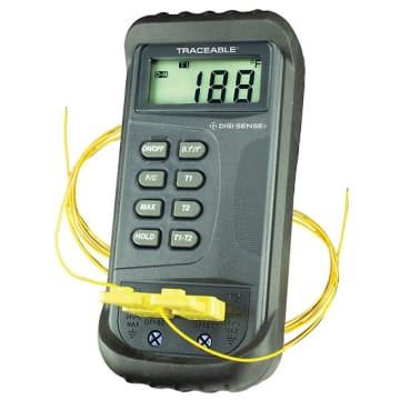 Oakton WD-37803-87 Digi-Sense Traceable Remote Probe Digital Thermometer