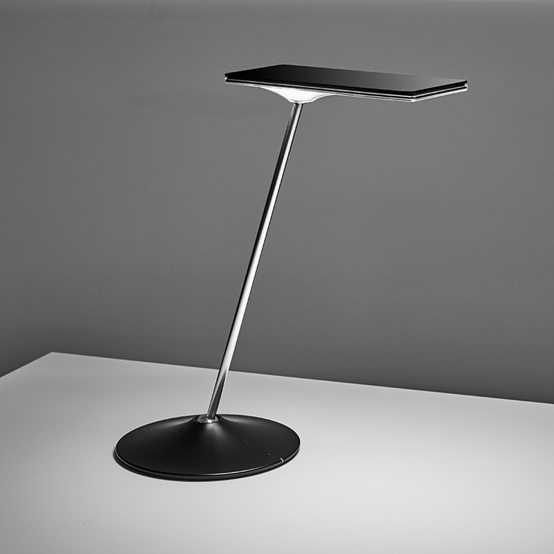 humanscale task light