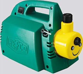 Refco RL-2 Two Stage, 1.35 CFM Vacuum Pump