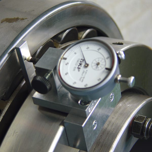 SKFHMVA_42-200_Hydraulic_Nut_Drive-up_Adapter