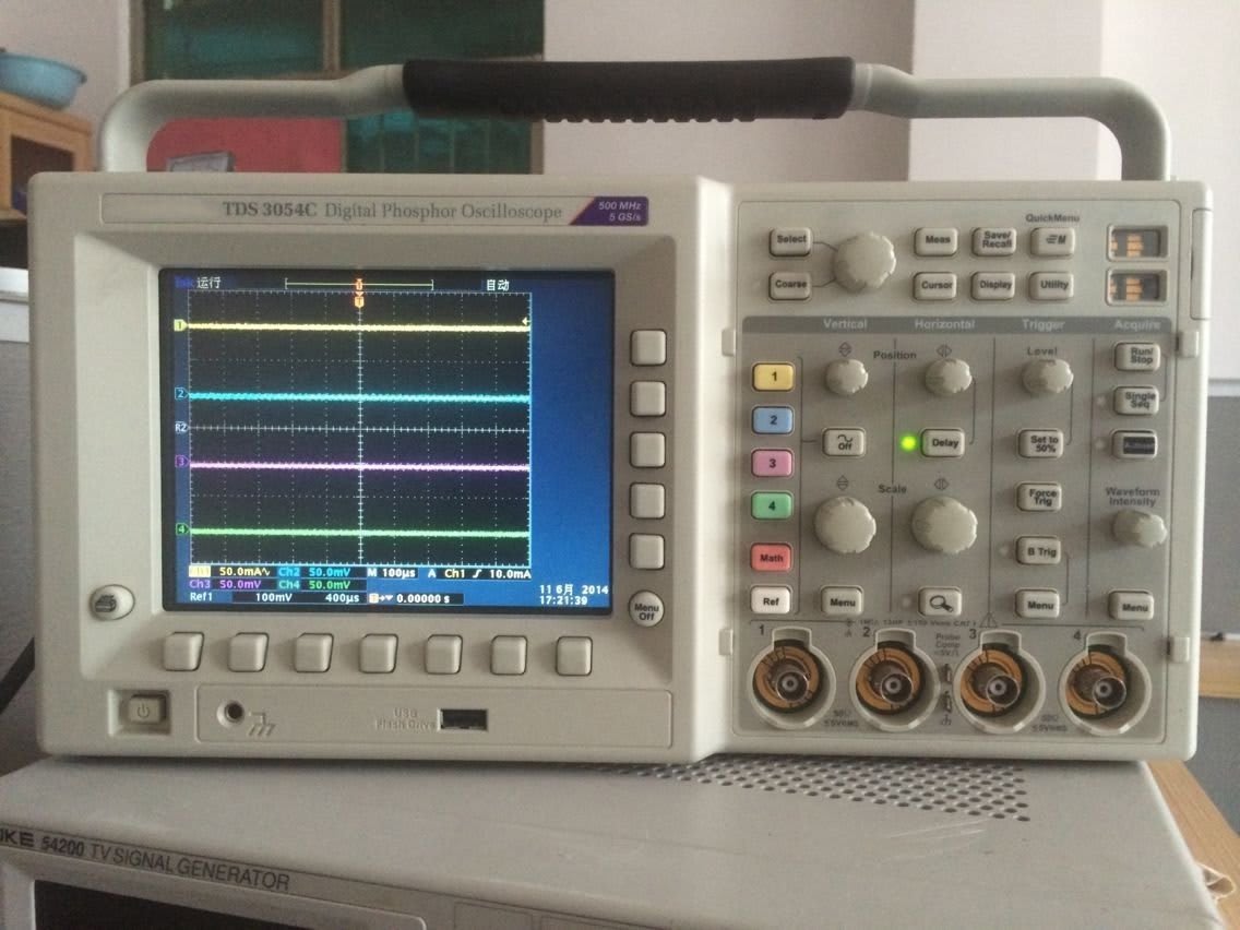 Tektronix TDS3054C shown in image as representation of the series. Actual model may differ.