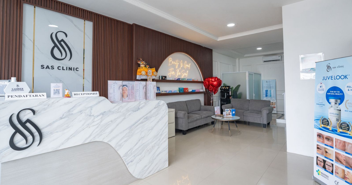 Inside SAS Clinic Bali reception and lobby
