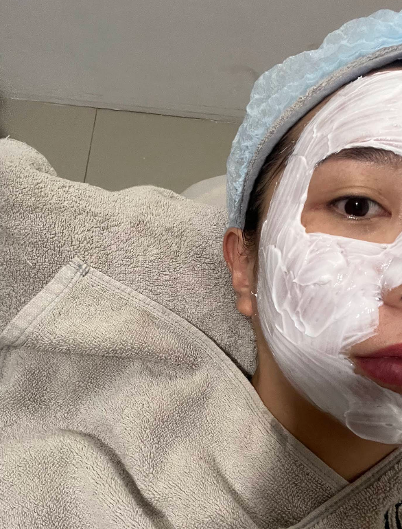 Patient during a treatment at SAS Clinic