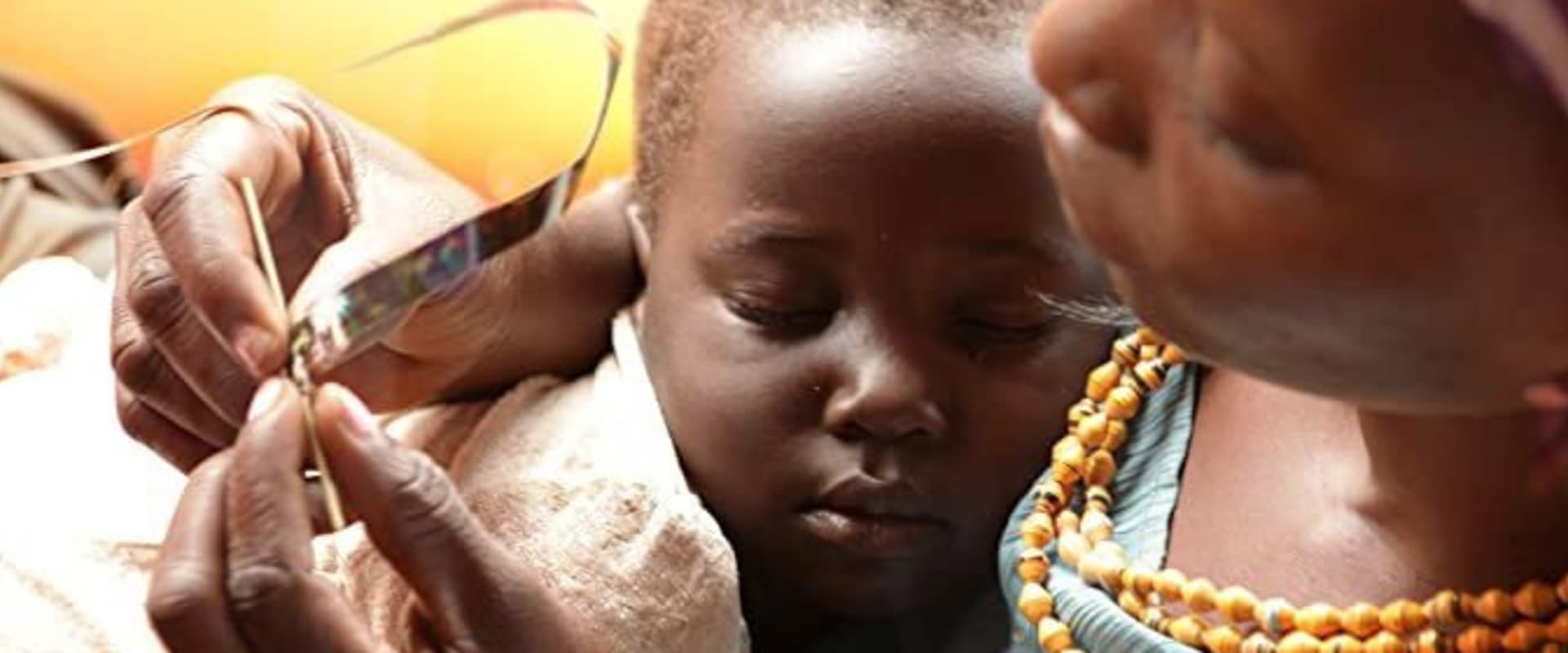Documentary backdrop image for Mama Rwanda (2016)