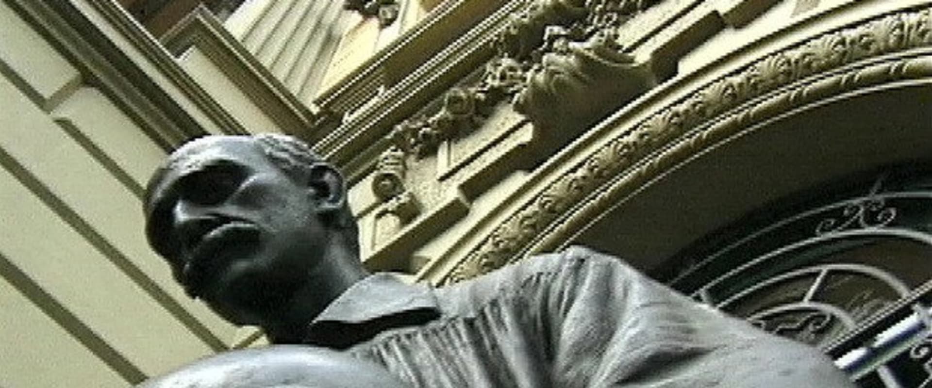 Documentary backdrop image for Biblioteca Nacional (1997)